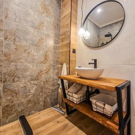 Апартаменти Cozy In With Free Parking By Flat Mаnager Бансько